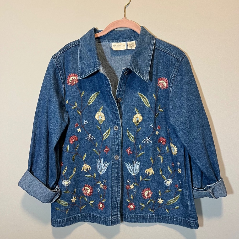 New‎ Identity Vintage Floral Embroidered Denim Jacket Blue Medium Wash Women's M